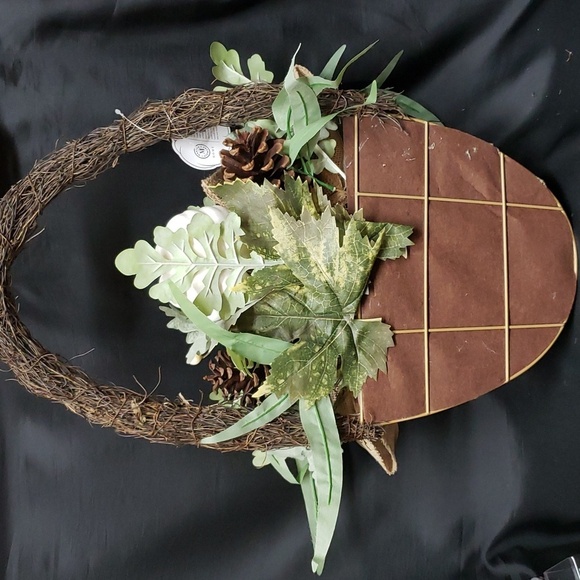 Martha Stewart Pumpkins and Greenery with Burlap Ribbon Flat-Back Basket - Picture 5 of 7